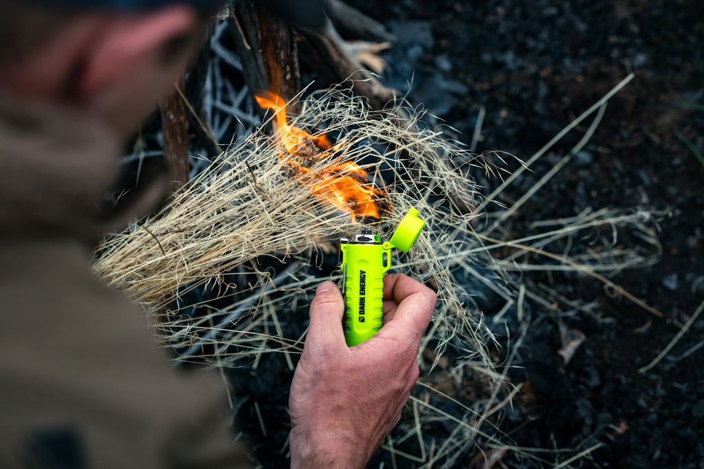 Dark Energy Plasma Lighter – Windproof, USB Rechargeable, Built-In Flashlight